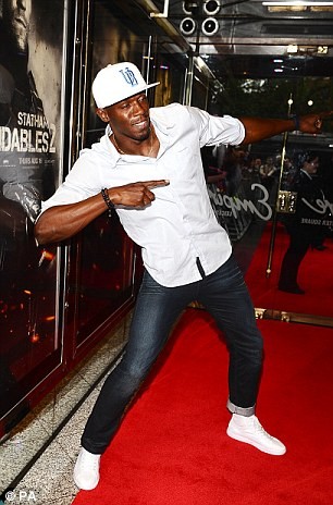 Usain Bolt đã tới tham dự buổi ra mắt phim The Expendables 2 (Biệt đội đánh thuê 2) tại Quảng trường Leicester.